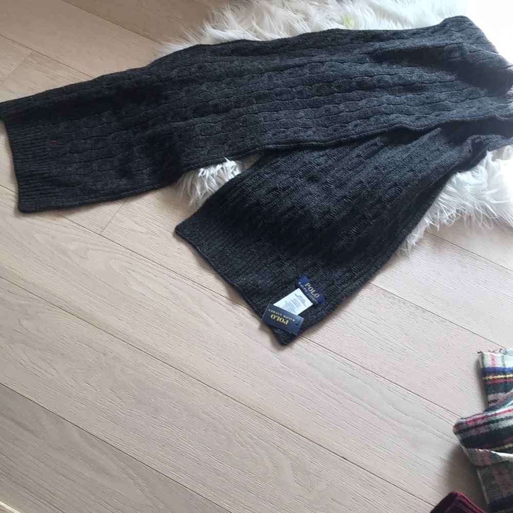 scarf